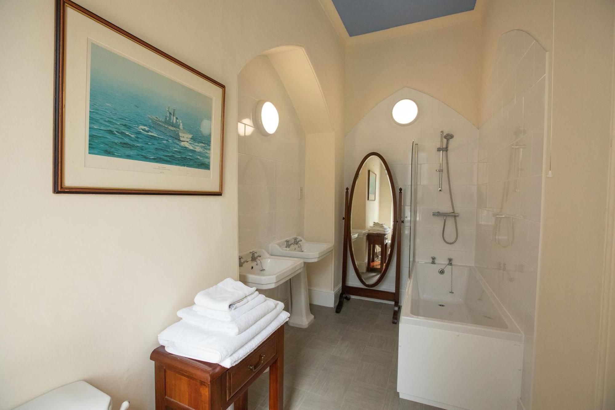 Grafton Manor Hotel Бромсгроув Екстериор снимка