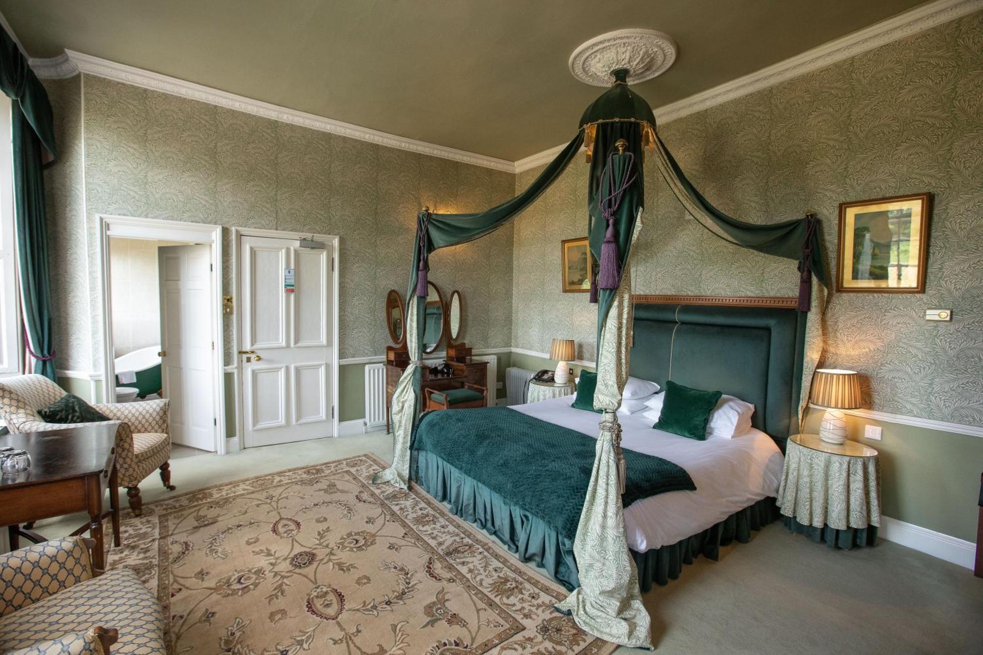 Grafton Manor Hotel Бромсгроув Екстериор снимка